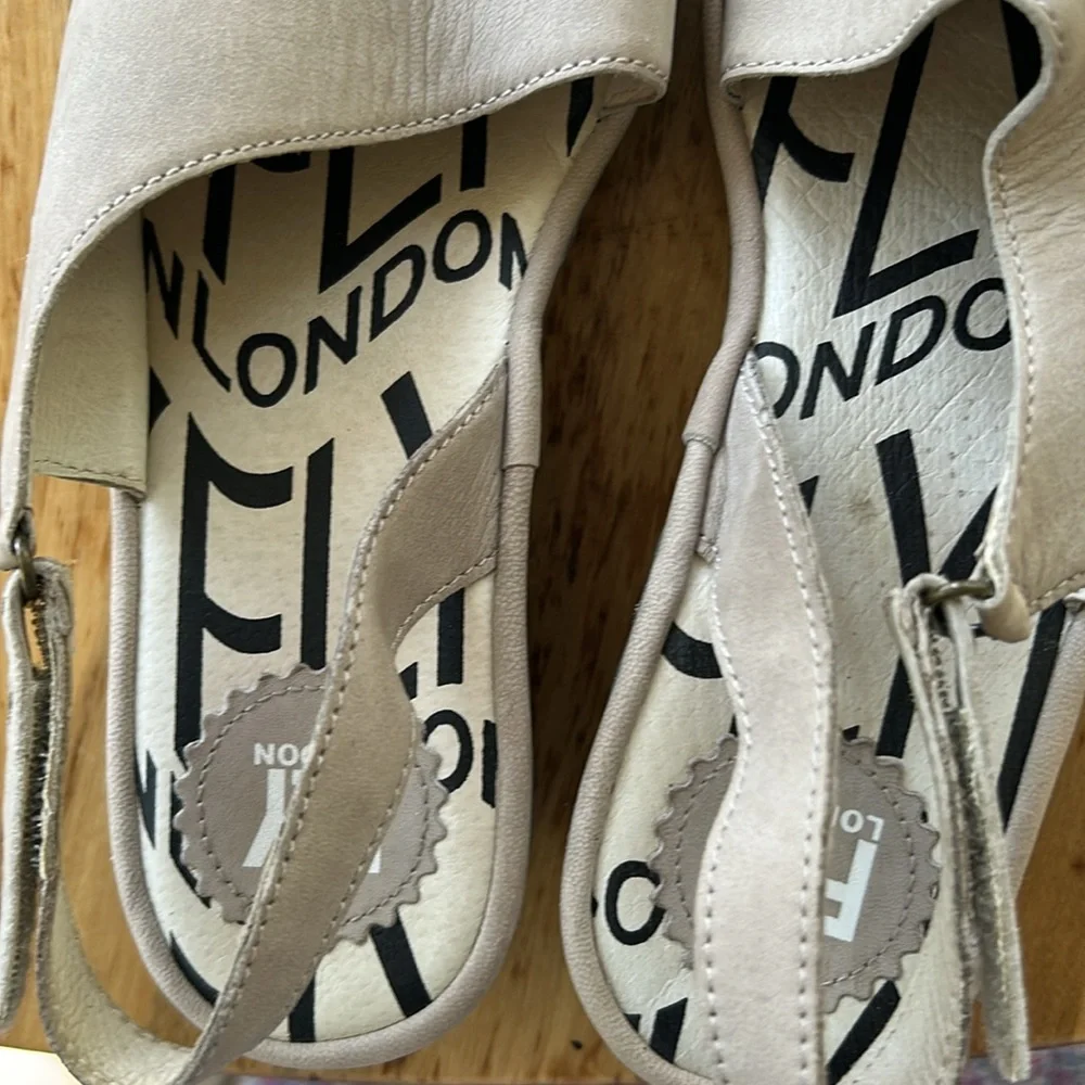 Fly London size 39 putty suede slingbacks - Picture 6 of 9